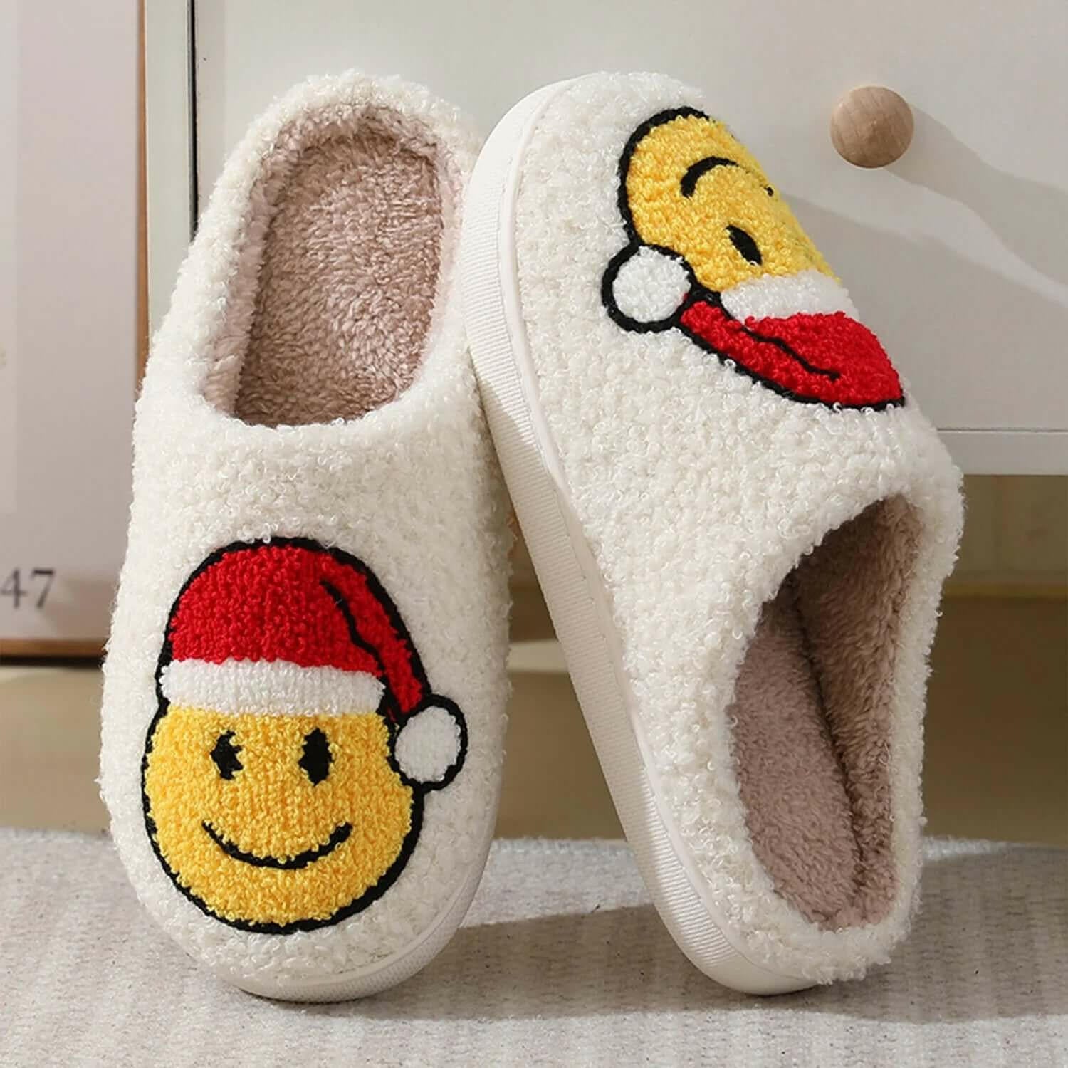 Smile Face Slippers for Women Men, Anti-Slip Soft Plush House Slippers with Memory Foam Slip Cute Cartoon Shoes Warmth for Indoor Outdoor(44/45)