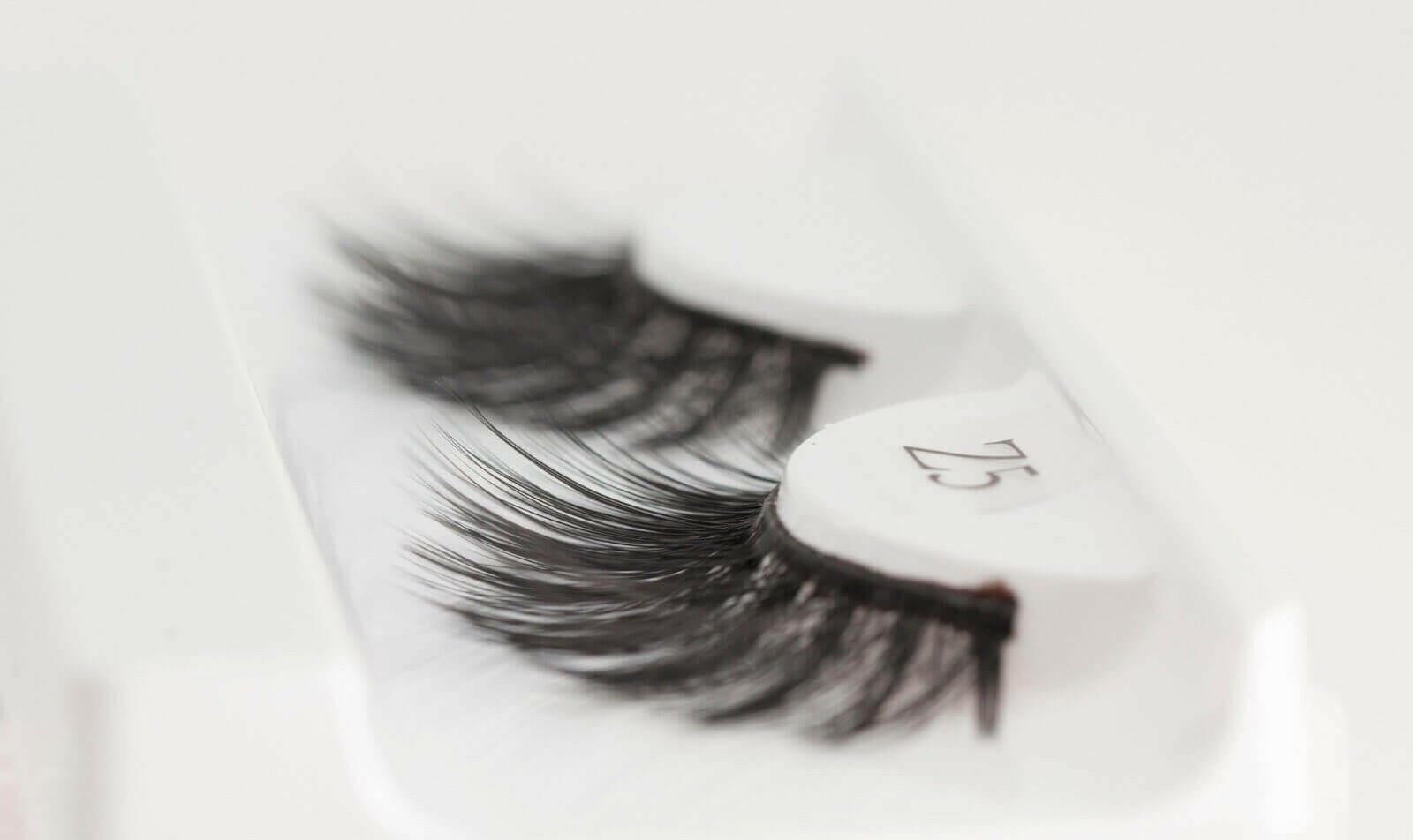 Foxy Faux Mink Eyelashes Model Z5