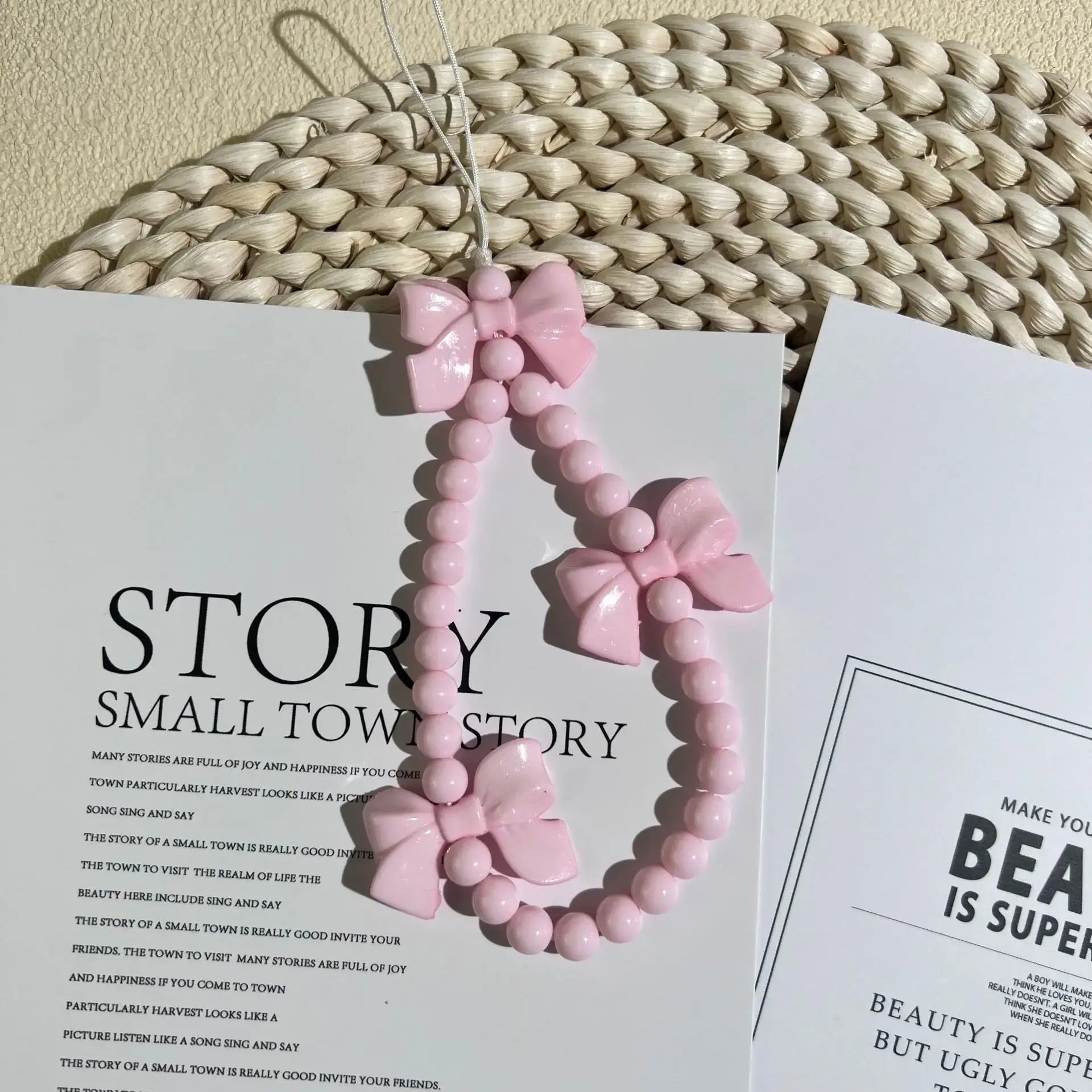 1pc Charm Bowknot Mobile Phone Chains For Women Girls Telephone Charm Strap Pink Black Acrylic Pearl Beaded Lanyard Jewelry Gift
