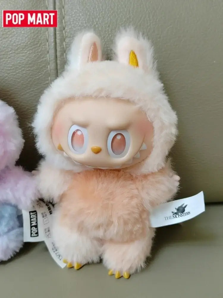 Labubu vinyl doll blind box
