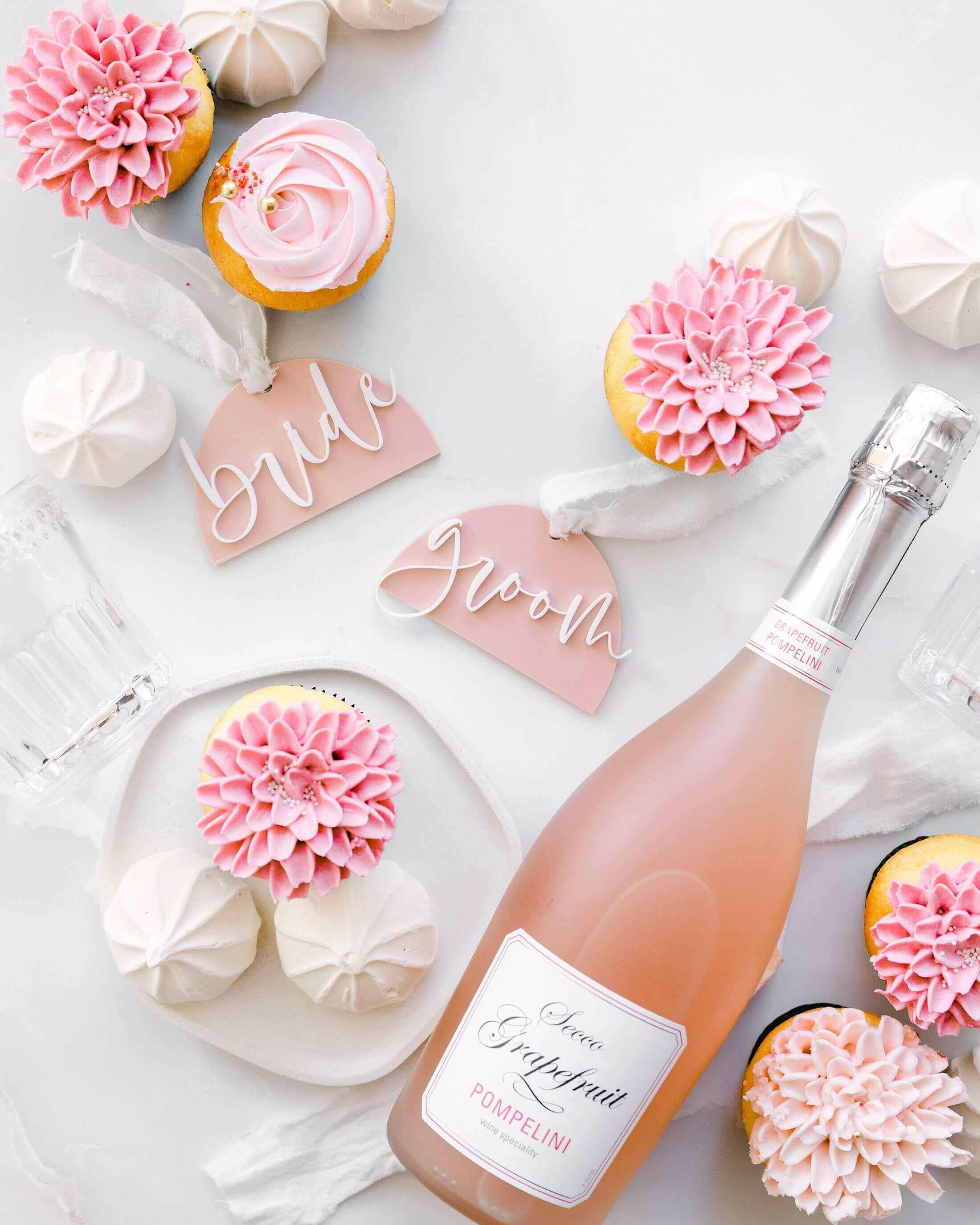 Bride and Groom Wedding Gift Tag