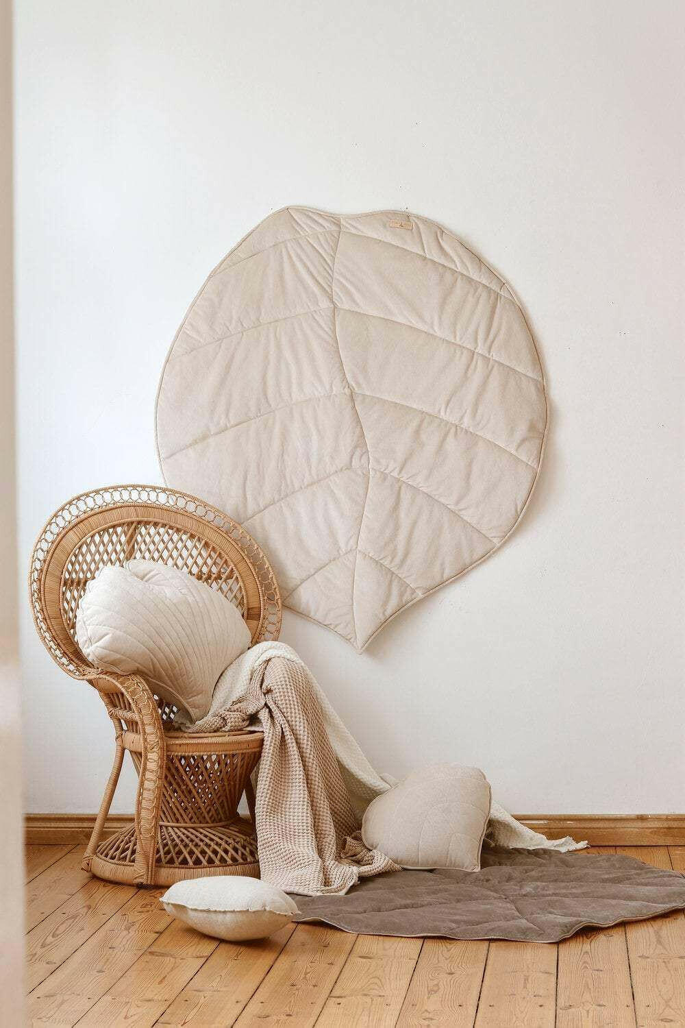 “Cream” Velvet Leaf Mat Outlet