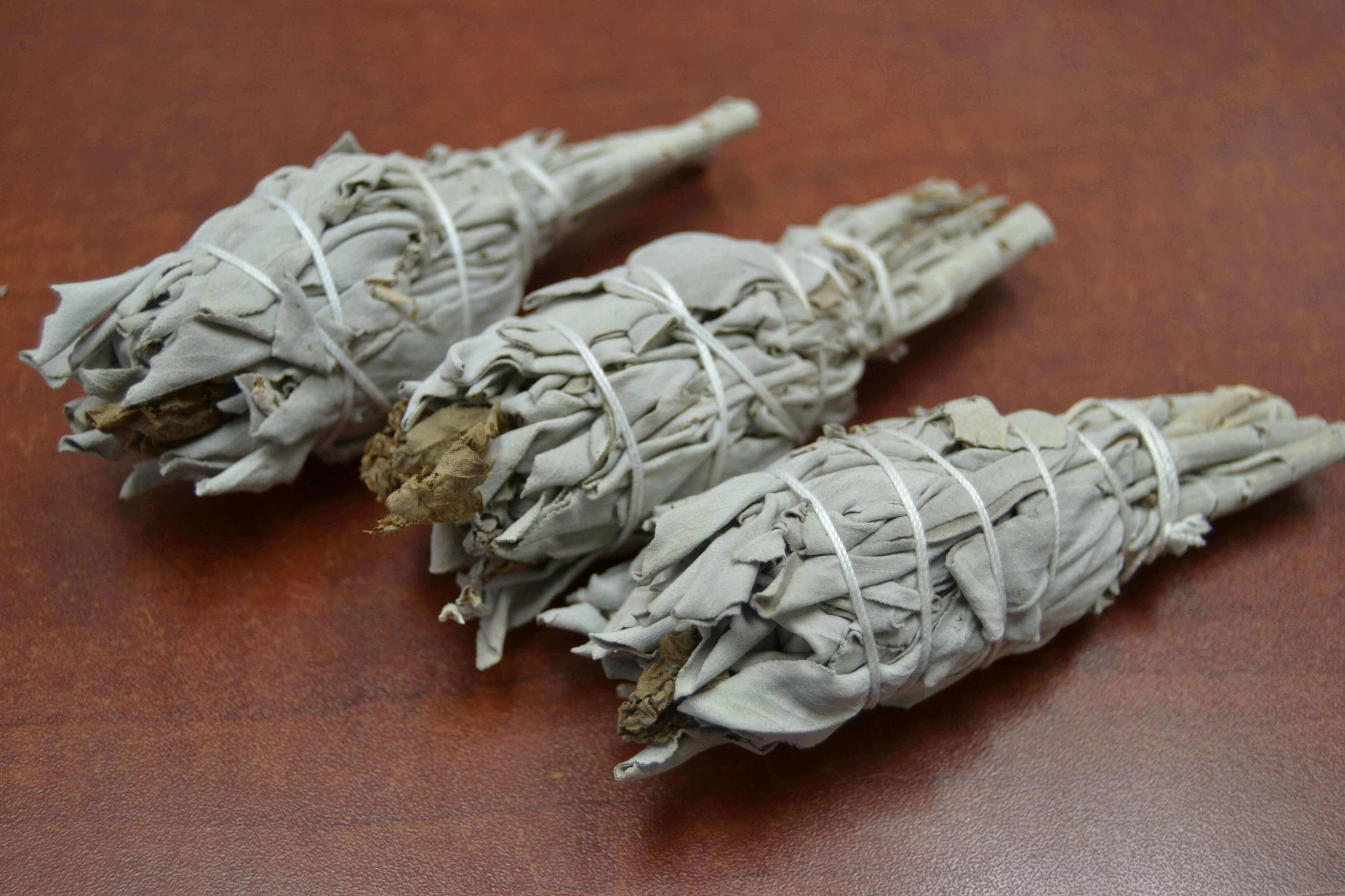 3 Pcs White Mini Sage + Patchouli Bundle Smudge