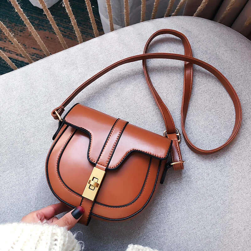 Western-Style Leather Saddle Shoulder Bag