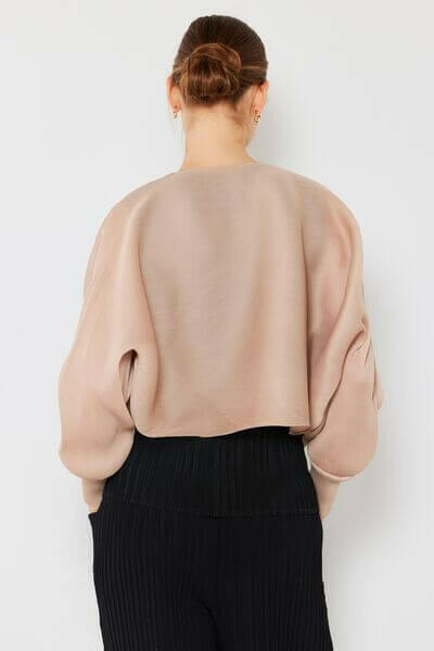 Rib Pleated Puff Sleeve Bolero Cardigan.