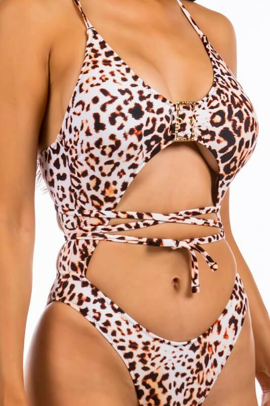 One Piece Buckle String Wrapped Bathing Suit.