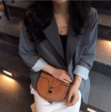 Western-Style Leather Saddle Shoulder Bag