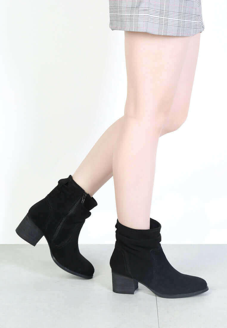 bowie stacked heel leather boots.