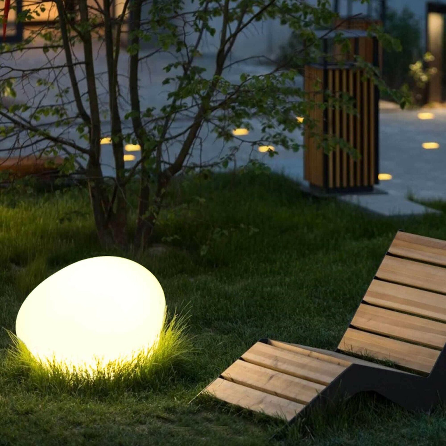 Indoor &amp; Outdoor Solar Cobblestone Light