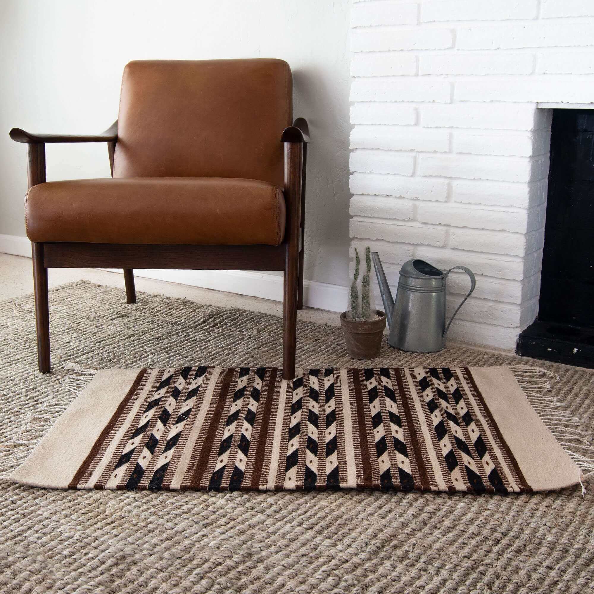 Neza Native American Rug with Arrows Design