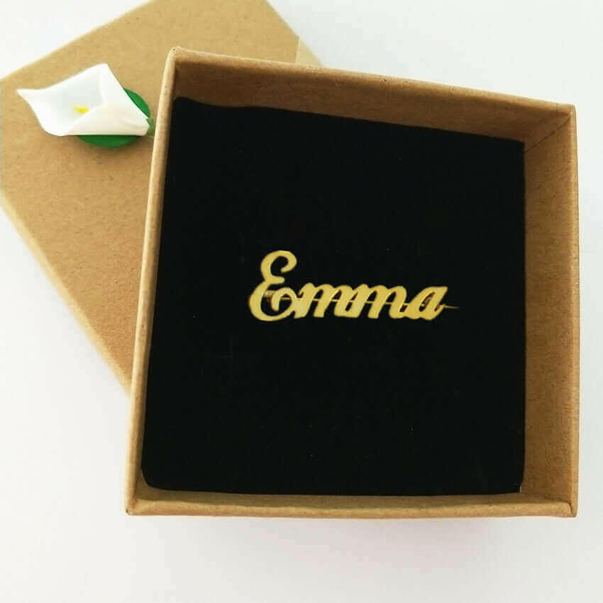 Elegant Personalized Name Brooch Best Friend.