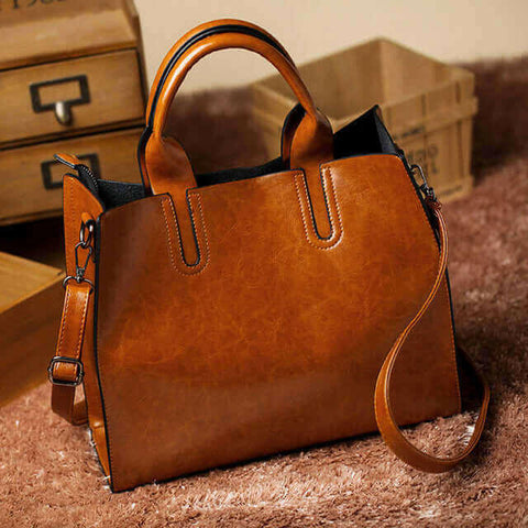 Luxury Handbags for Women: Designer Fashion Choices.