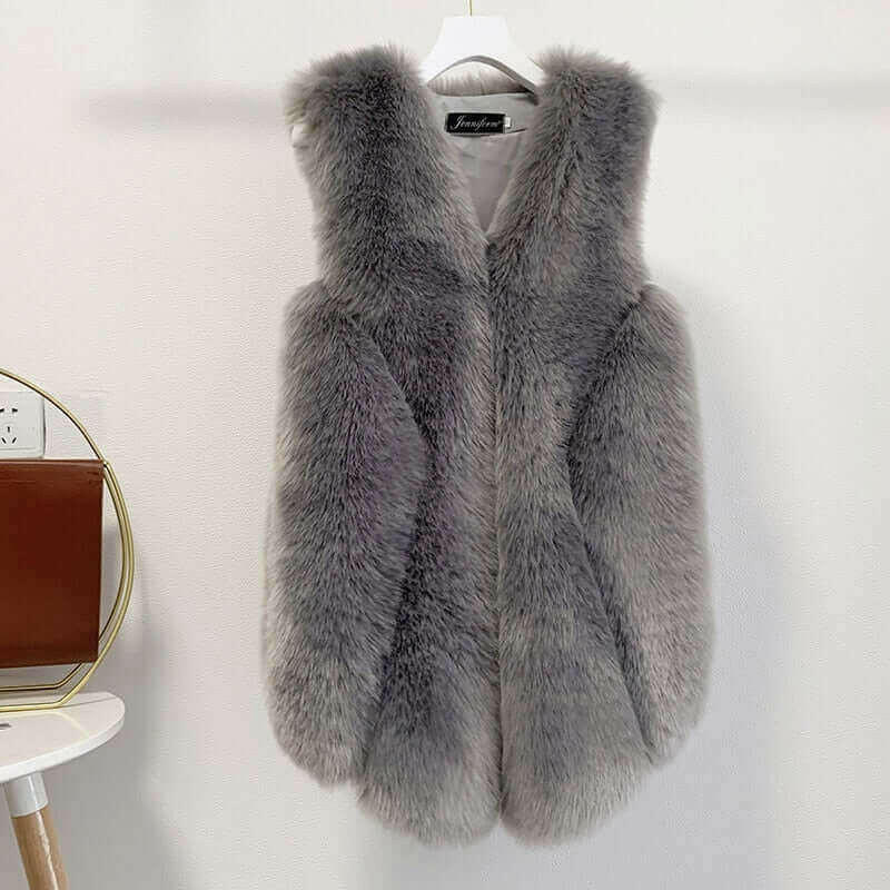 Faux Fur Sleeveless Vest Jacket Autumn Winter Elegant Fashion Vest.