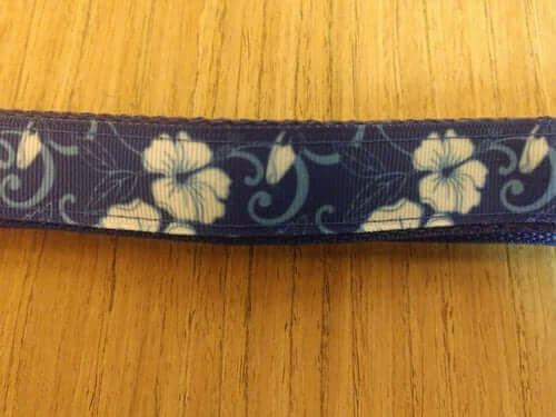 Collar/ Large/ Medium/ Blue Hawaiian Flowers.