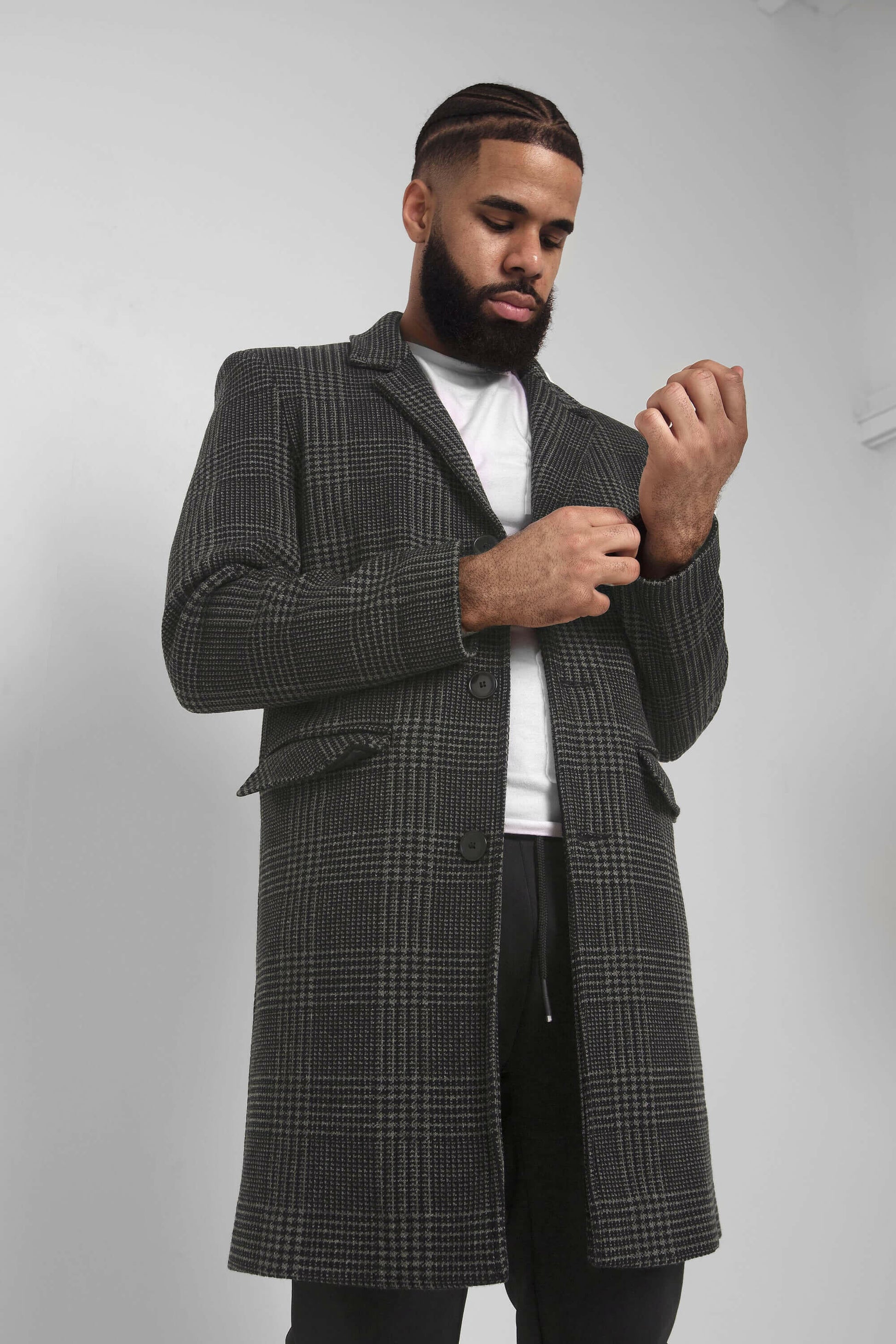 Mens Single Breasted Check Design Overcoat.