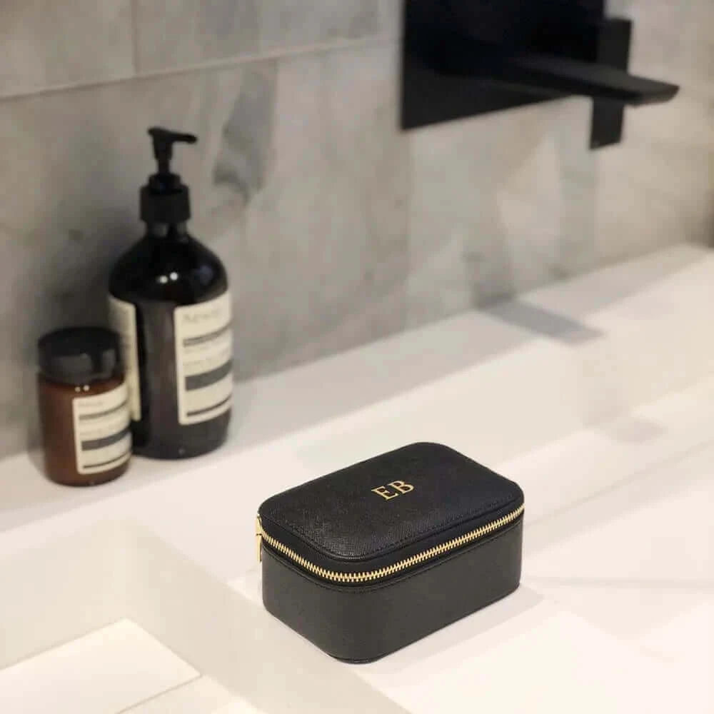 Personalized Jewelry PU Leather Storage Earring Boxes for Bridesmaid Birthday Valentines Day Best Friends Gifts