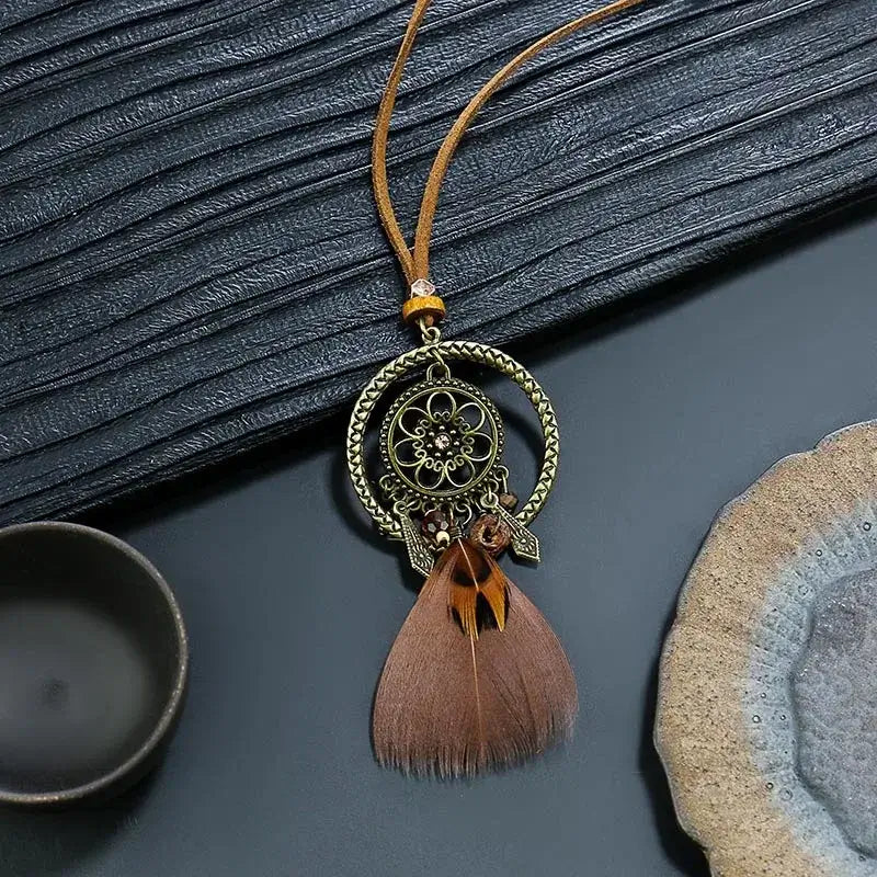bohemian feather dreamcatcher necklace