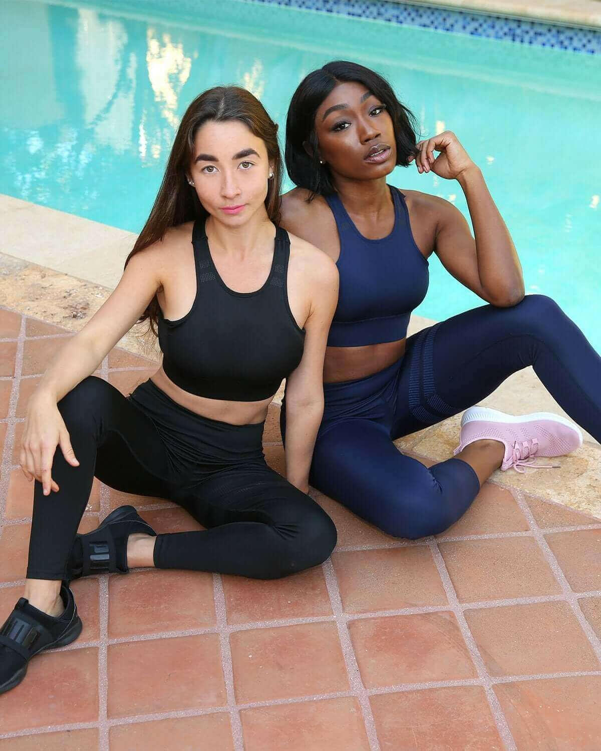 Ashton Set - Sports Bra & Leggings - Navy Blue.