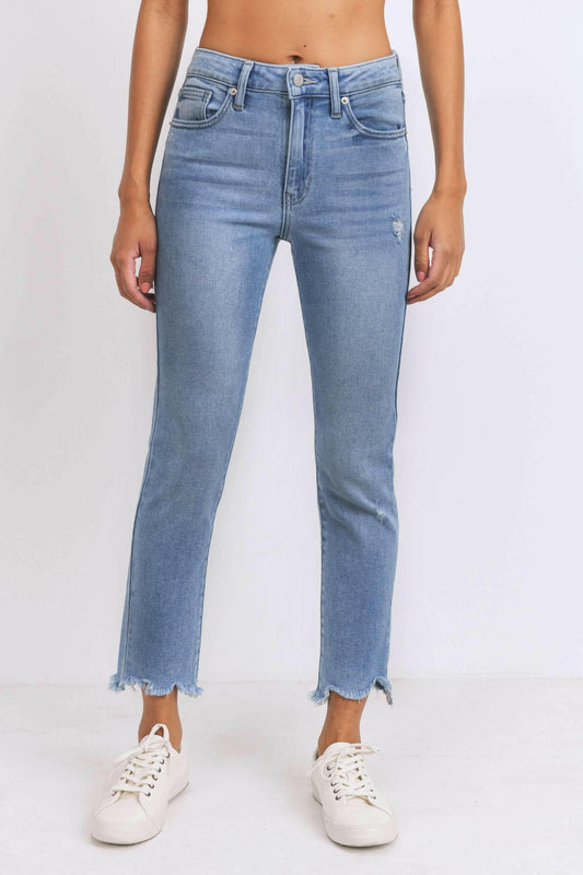 JUST USA MID-RISE STRAIGHT LEG JEAN.