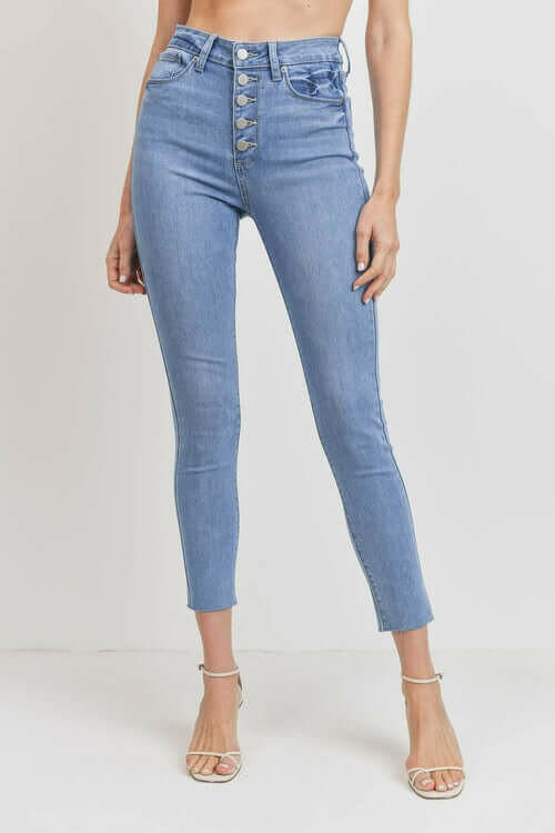 JUST USA HIGH WAISTED BUTTON FLY SKINNY.