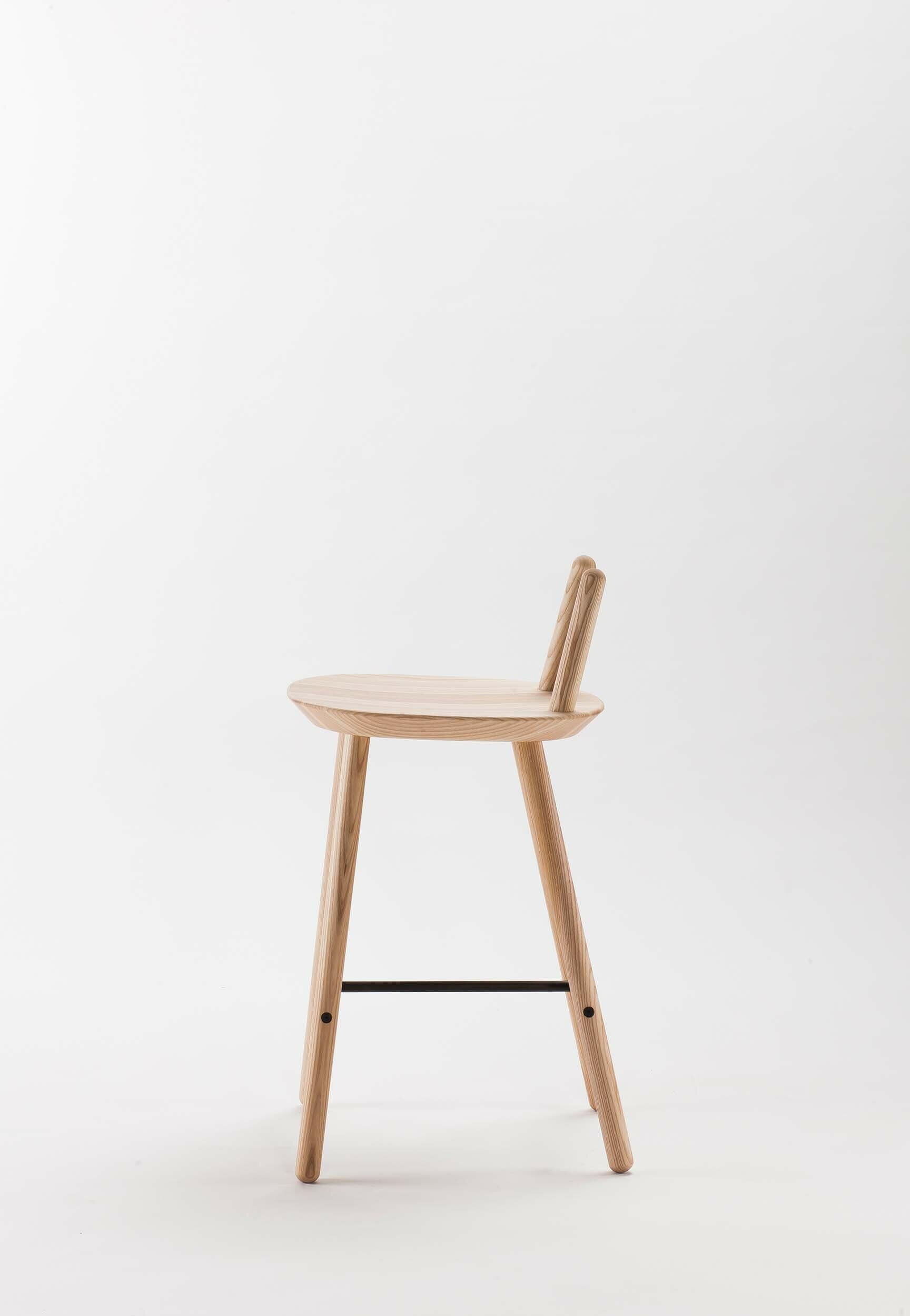 Naïve Semi Bar Stool.