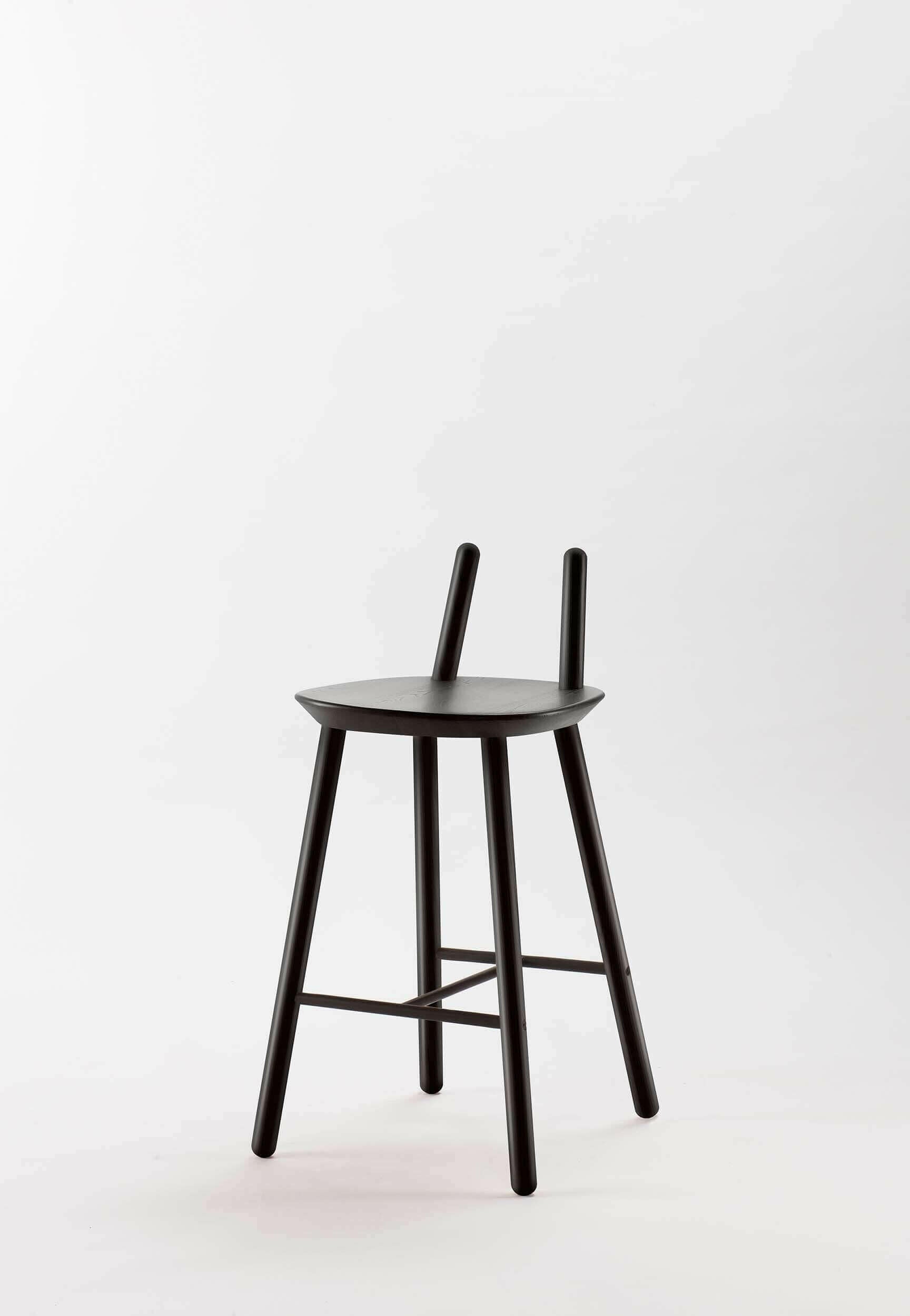 Naïve Semi Bar Stool.