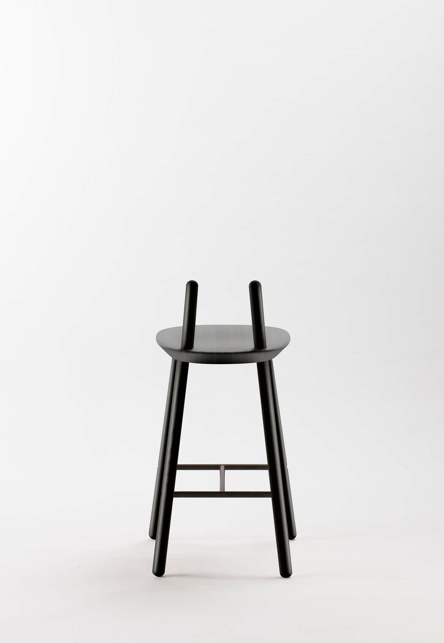 Naïve Semi Bar Stool.