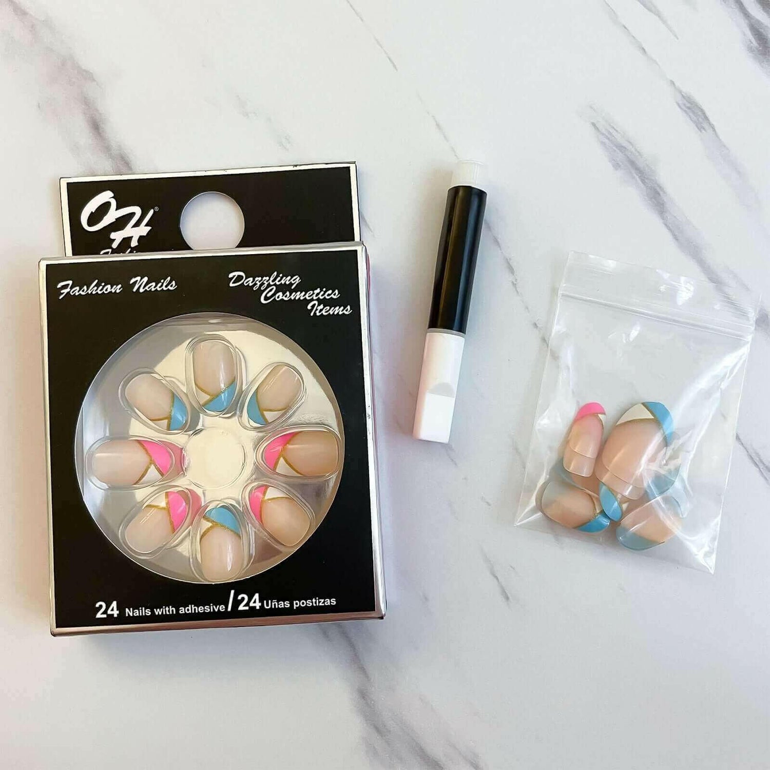 Glue on Nails Daily Chic, 24 PCs