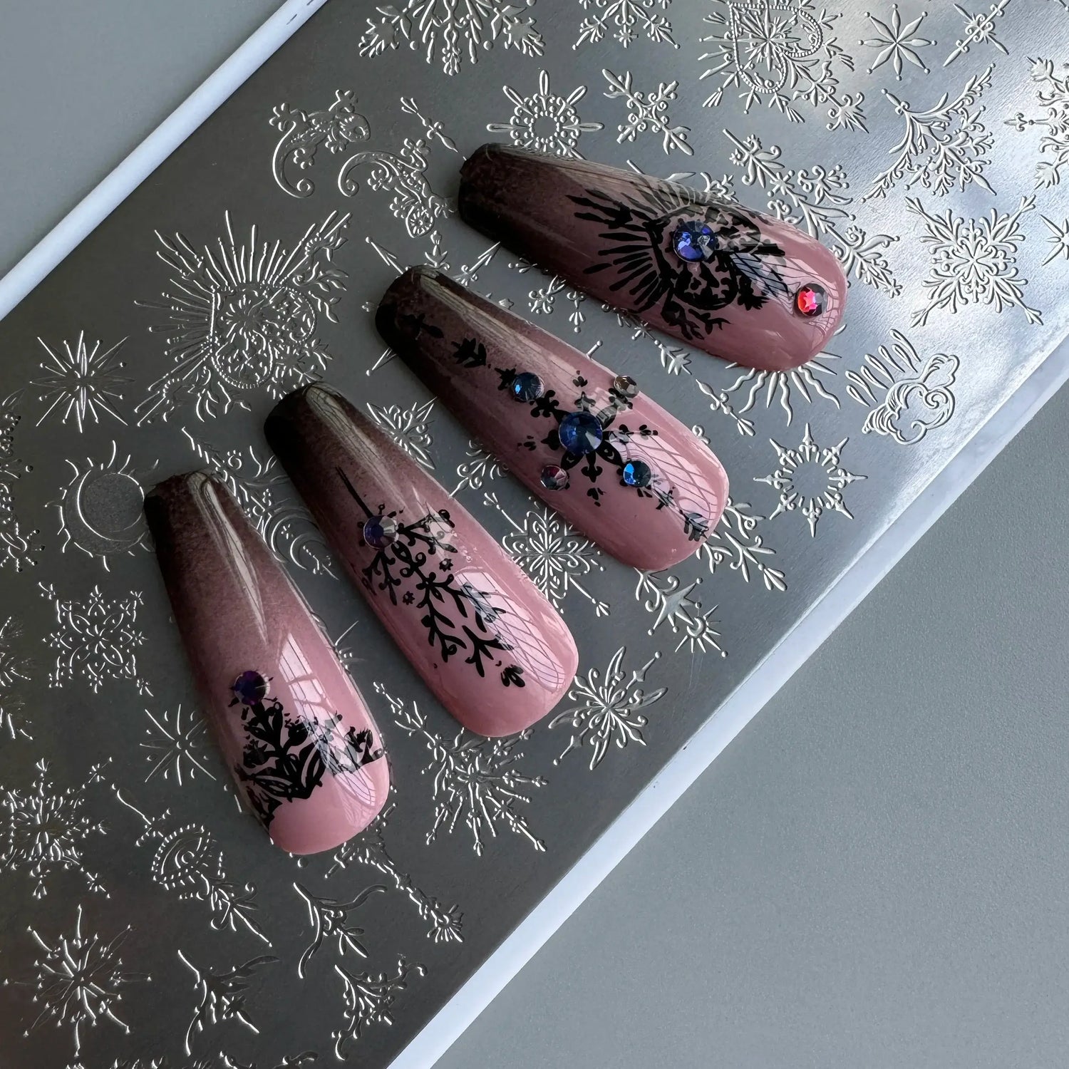 XMQ Nail Art Stamping Plates - Floral &amp; Line Designs