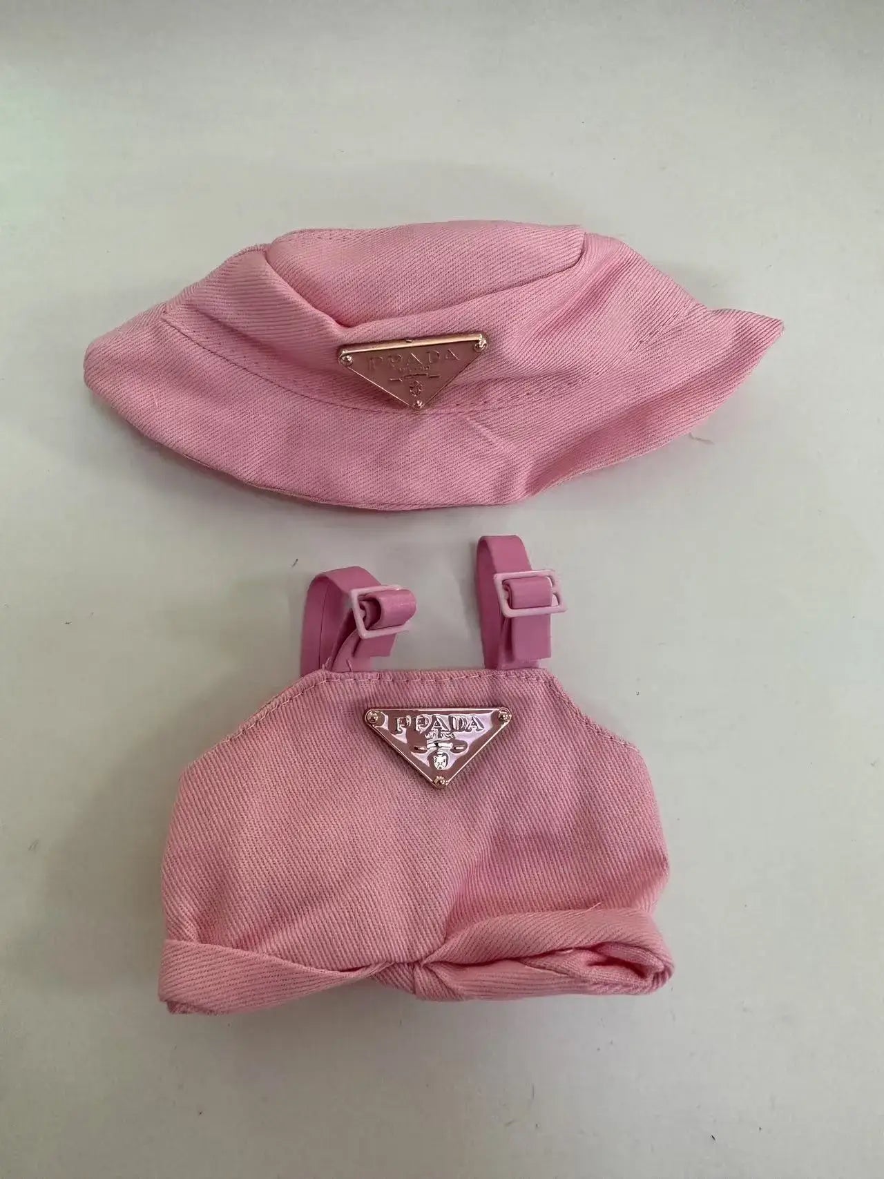 Labubu doll mini clothing set