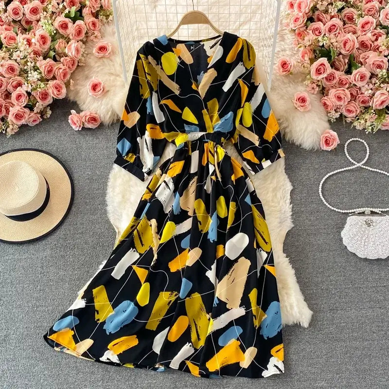 Elegant Floral V-neck Midi Dress for Women