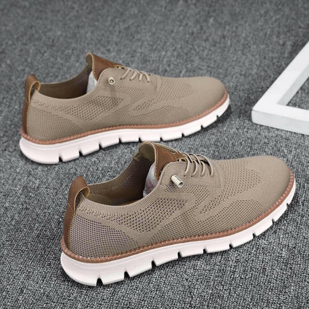 Mens Casual Breathable Walking Shoe.