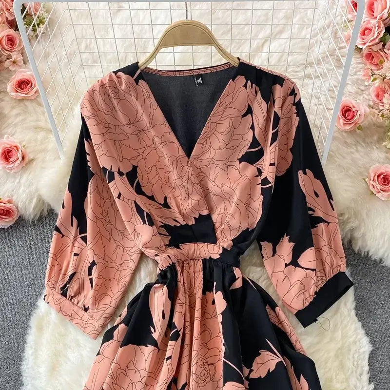 Elegant Floral V-neck Midi Dress for Women