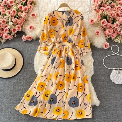 Elegant Floral V-neck Midi Dress for Women
