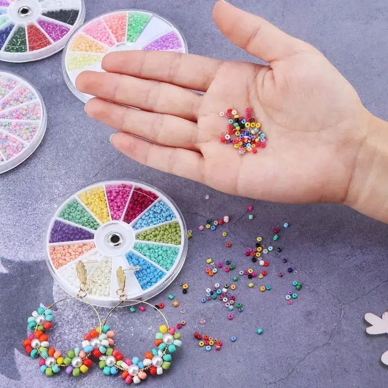 2000pcs/Lot 12Grids Glass Seed Beads Set Charms Jewelry Beads For Bracelet Necklace Earrings Handmade Craft DIY Jewelry 2030