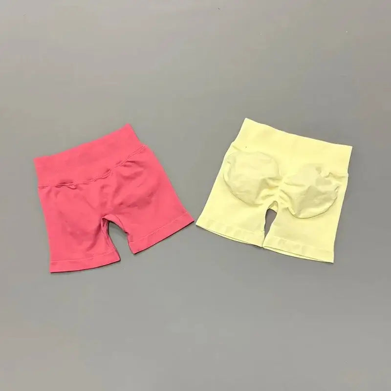 HISTELLO Women’s Seamless Scrunch Workout Shorts