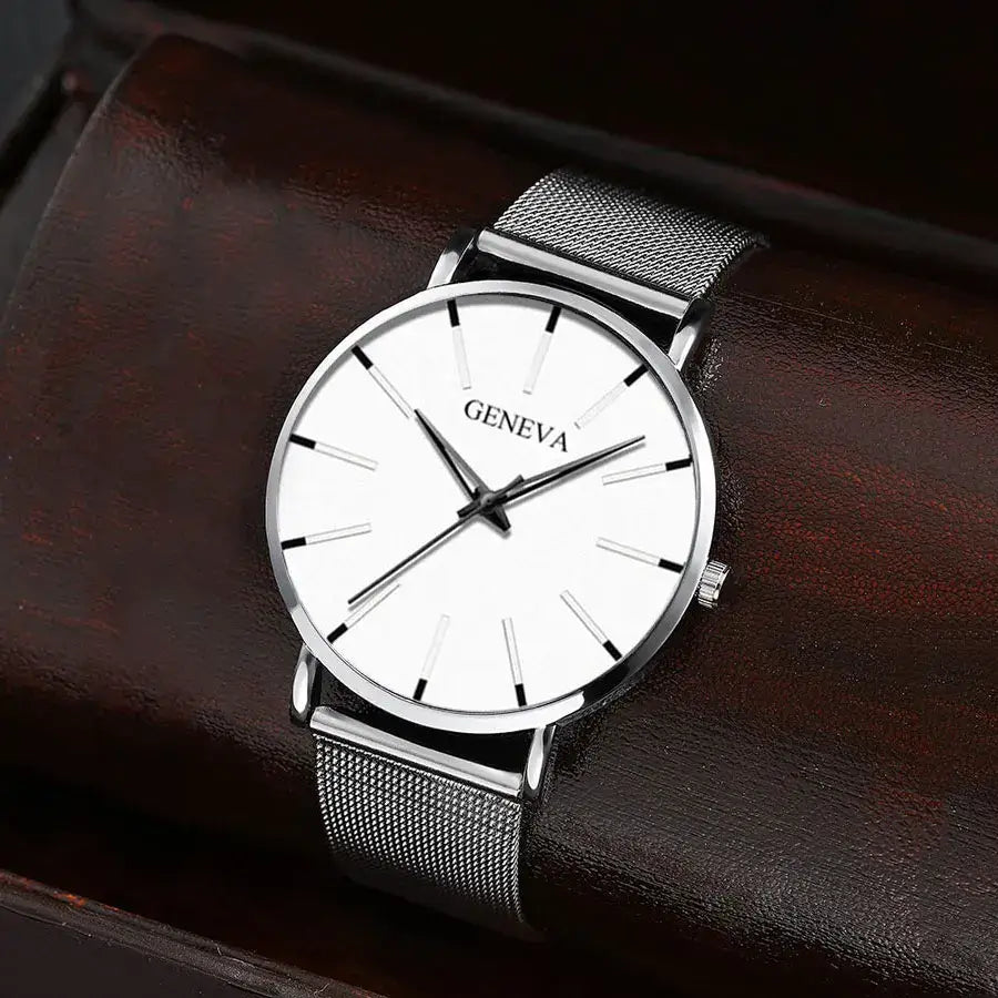 JIANUO Unisex Quartz Mesh-Strap Watch