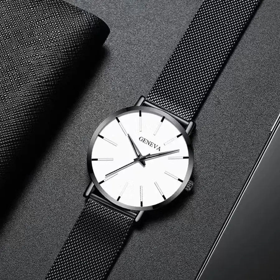 JIANUO Unisex Quartz Mesh-Strap Watch