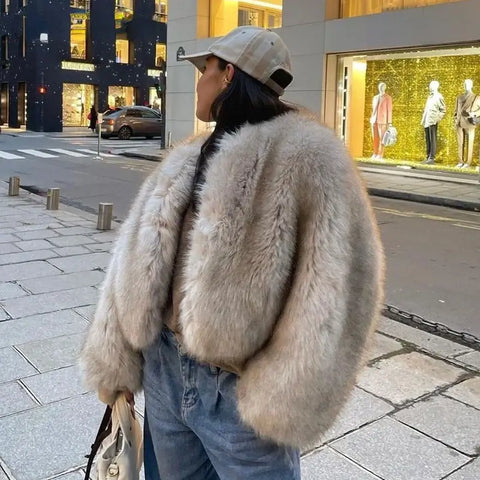 Iconic Street Fashion Week Luxury Brand Gardient Cropped Faux Fur Coat