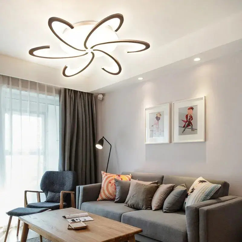 VETRULUS Flower LED Ceiling Light, 6-Leaf Design