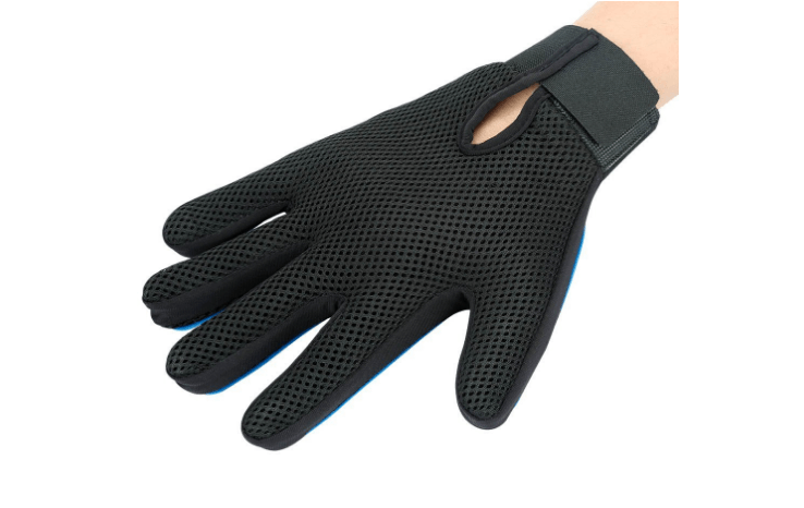 Pet Grooming Glove.