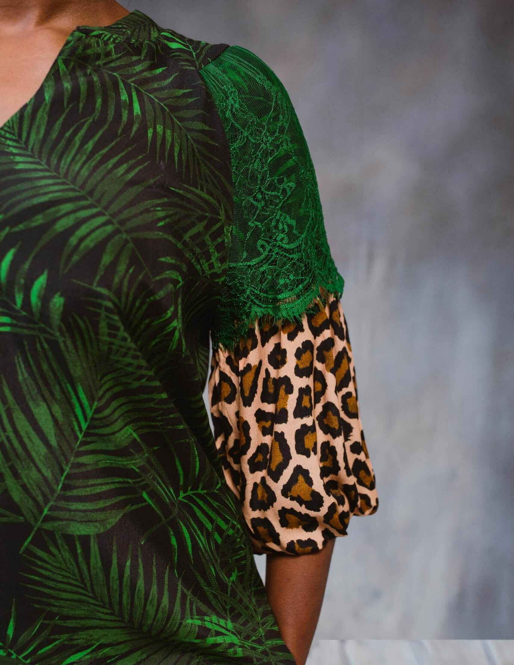 Tropical Print Top.