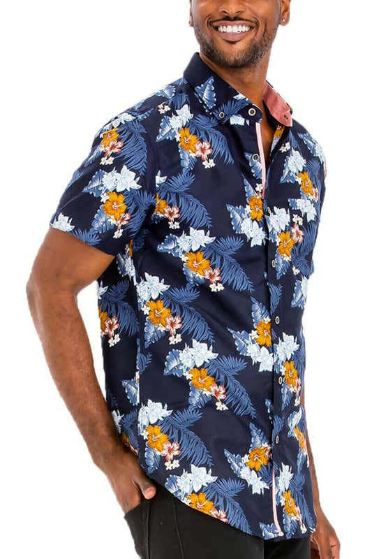 HAWAIIAN BUTTON DOWN SHIRT.