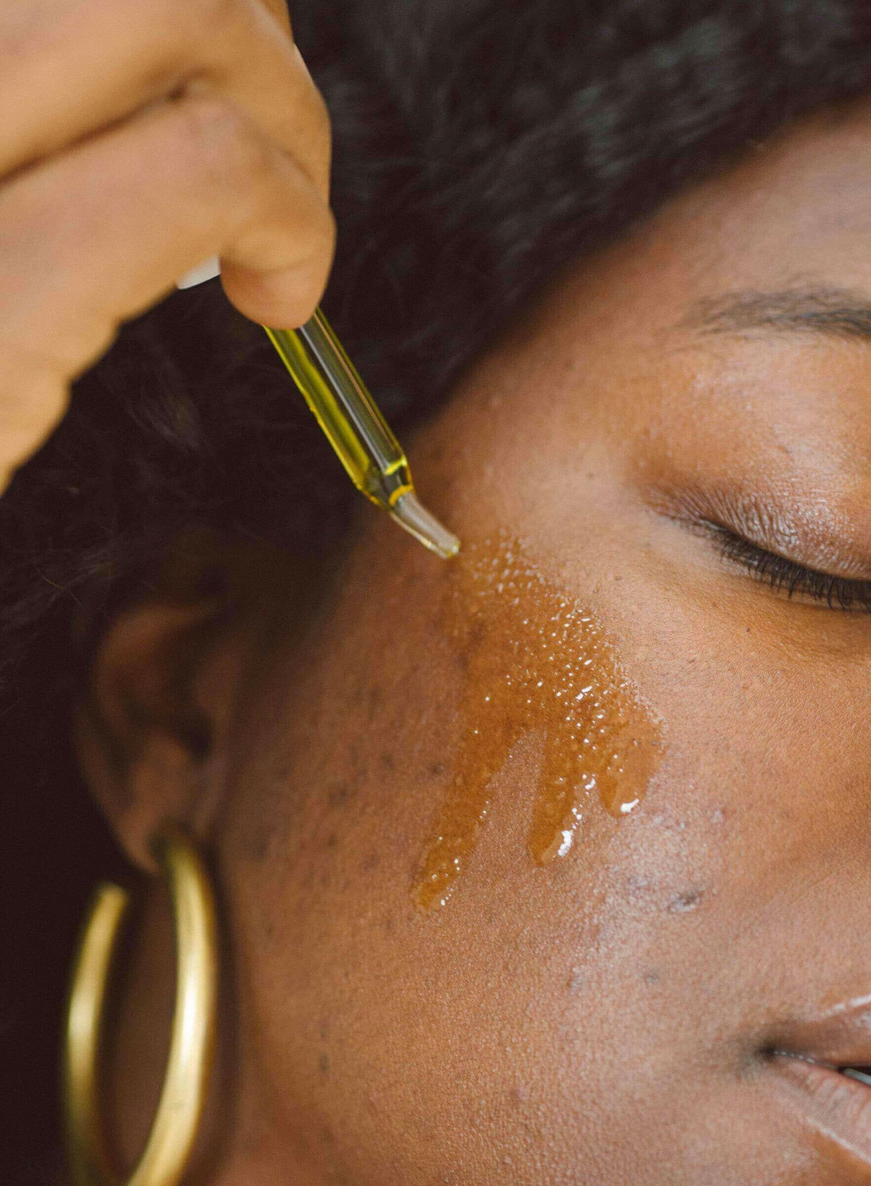 Stay Gold Facial Elixir.