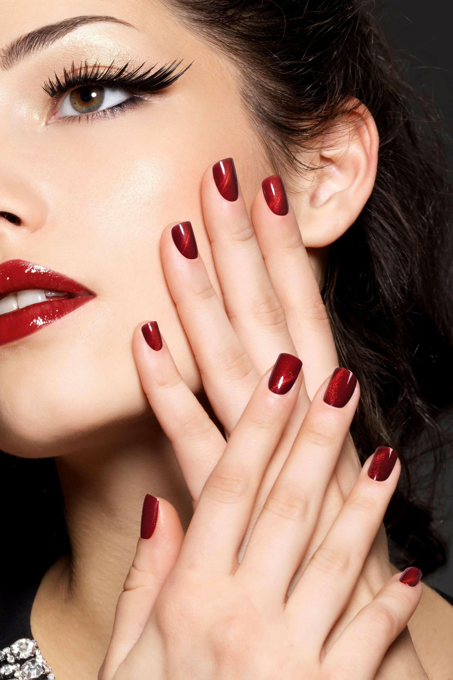 Starlite Red | Soft & Durable Press-On Nails.