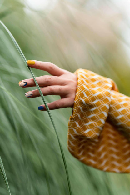 Tangerine Garden | Soft & Durable Press-On Nails.