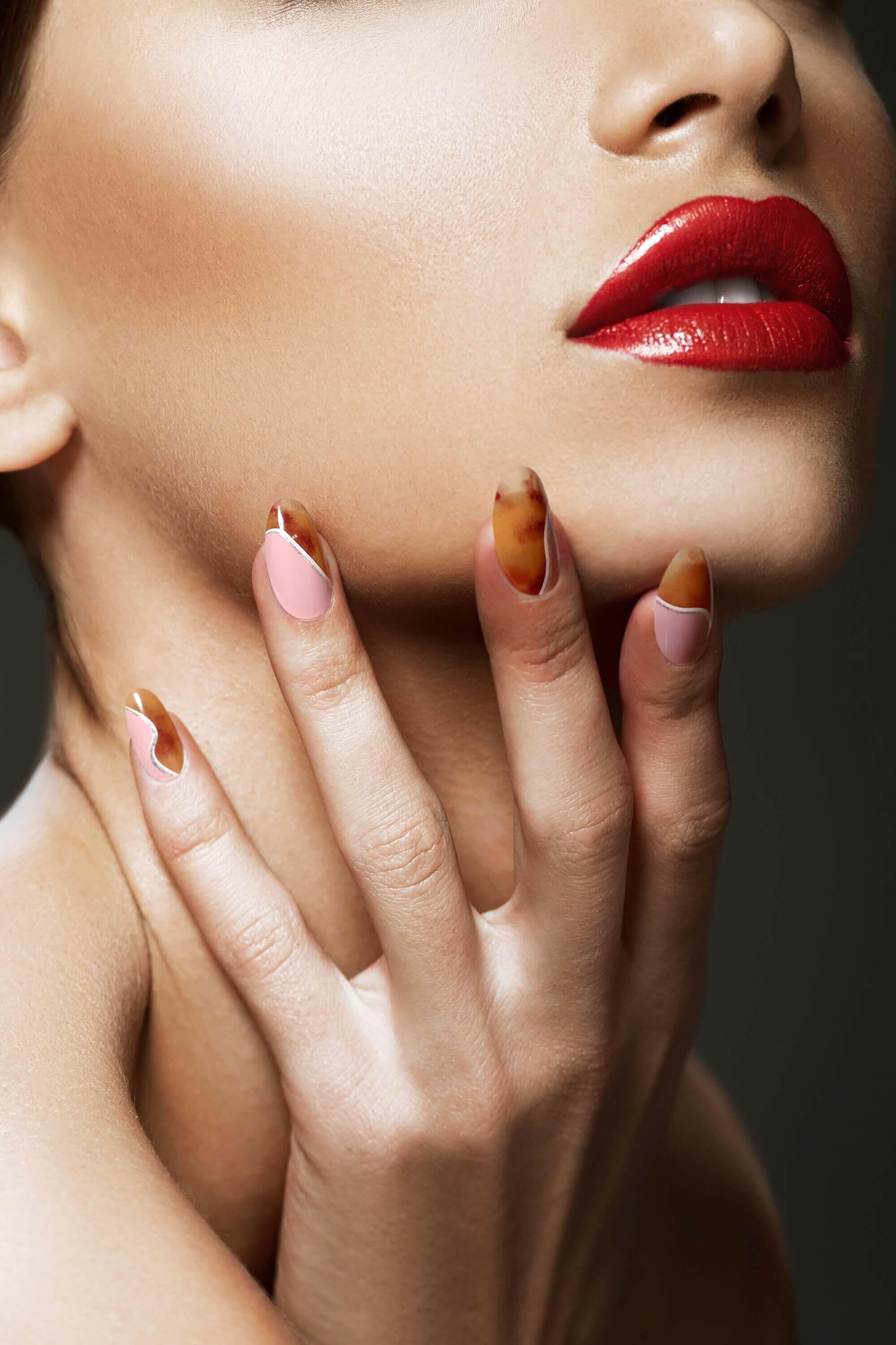 Mars | Soft &amp; Durable Press-On Nails