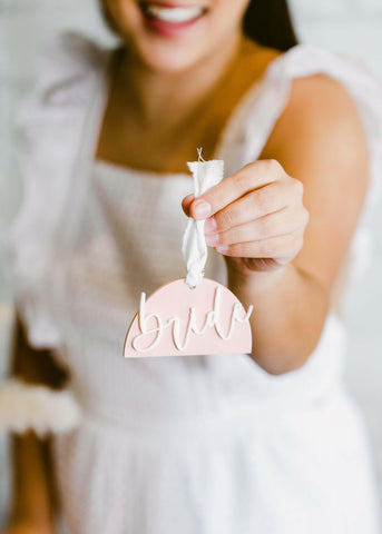 Bride and Groom Wedding Gift Tag.