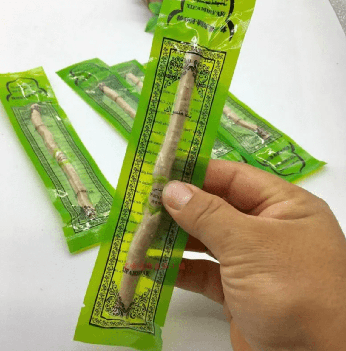 Miswak Tooth Cleaning Stick – 15cm, Single Pack