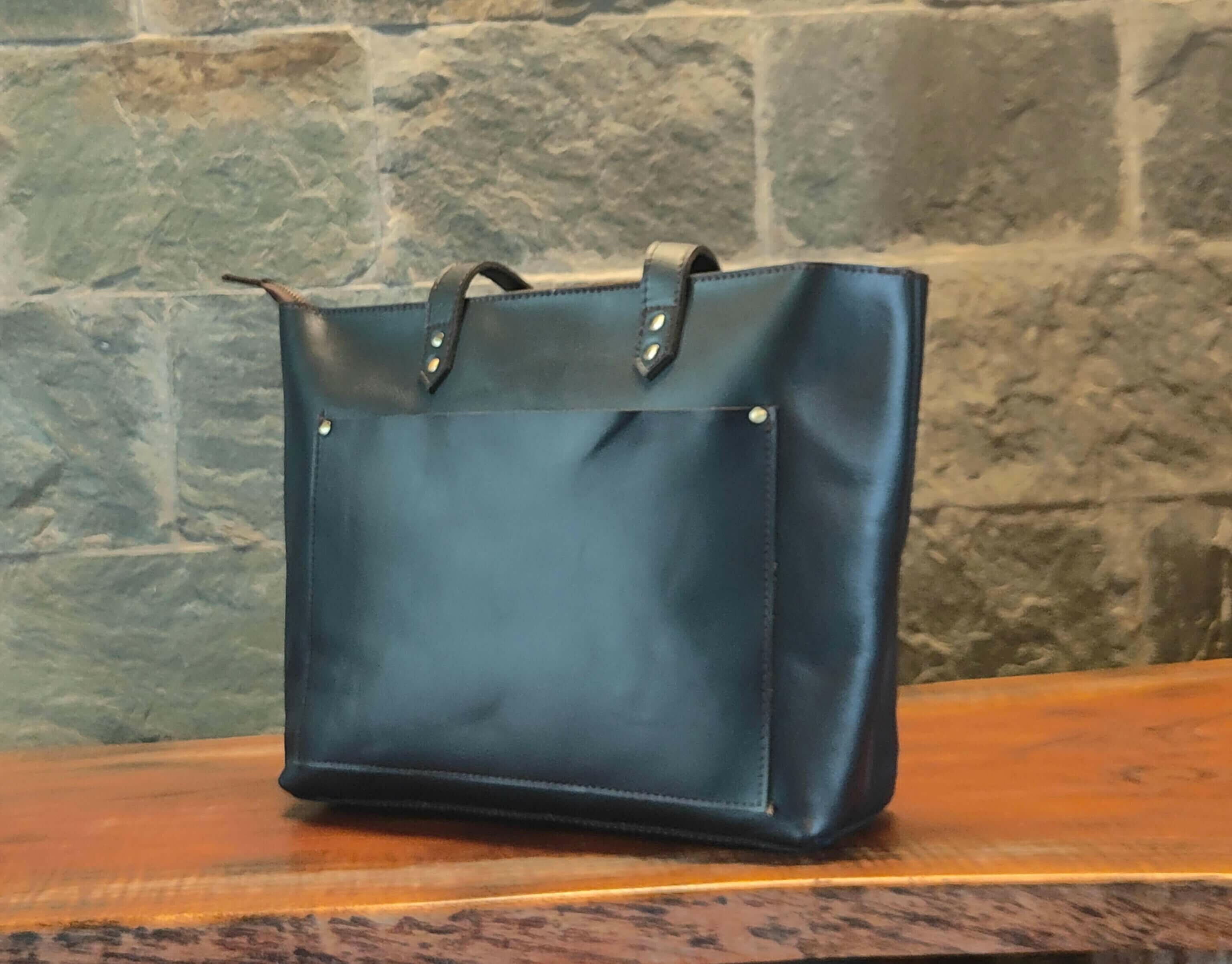 Genuine Leather Tote Bag with Zipper for Women .